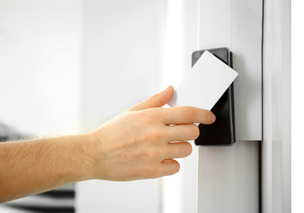 Turnike sistemleri herhangi bir alana, binaya ya da işletmede giriş çıkış alanlarını düzenlemek veya sınırlandırmak için kullanılır.